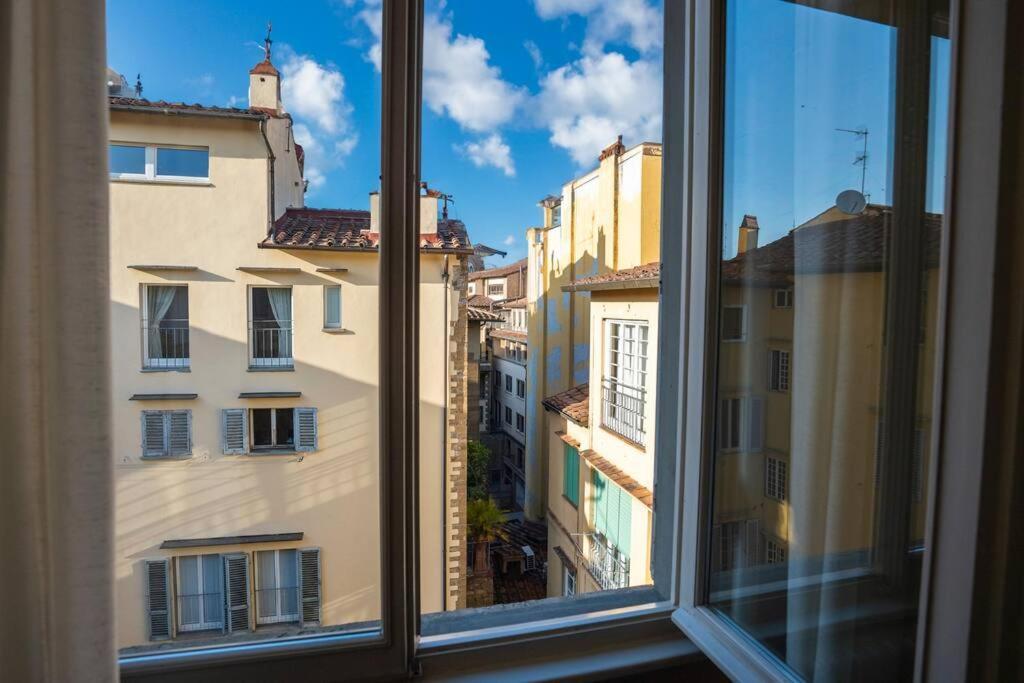 Ponte Vecchio'S Penthouse Lägenhet Florens Exteriör bild